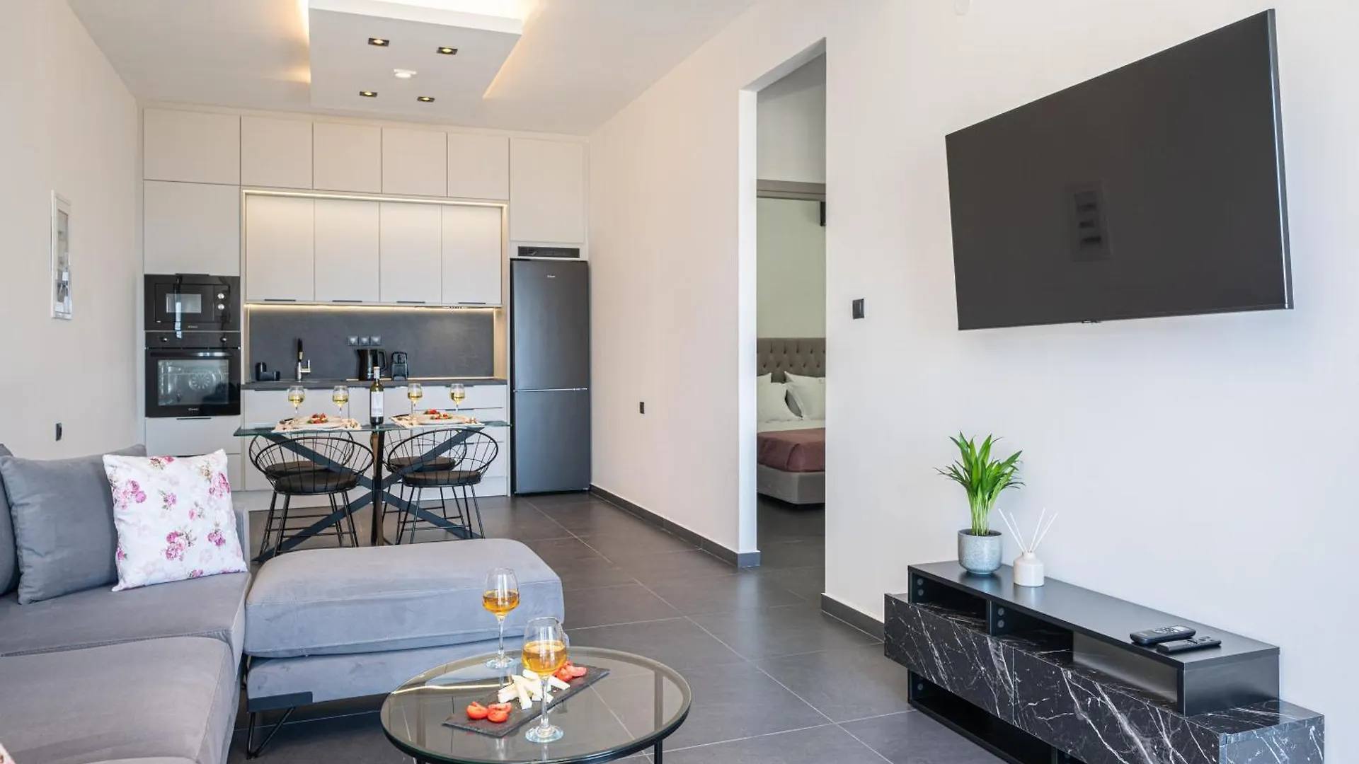 Pnoe Luxury Apartments ロウダータ ギリシャ